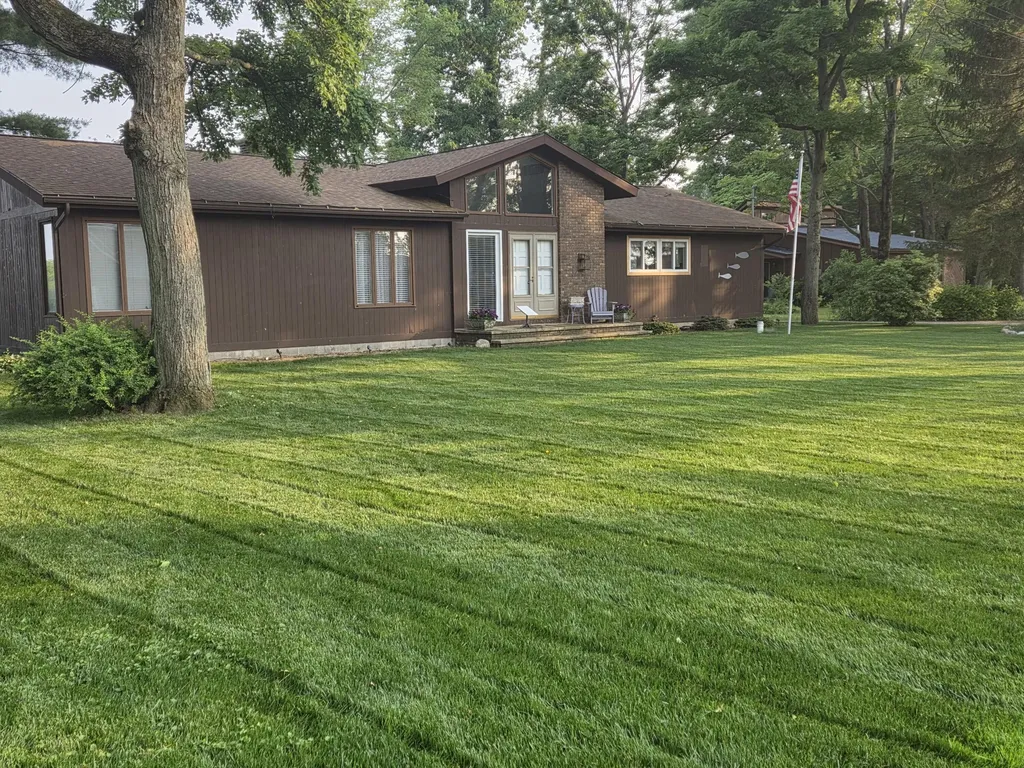 48379 Hill Drive Lawrence Township MI 49045