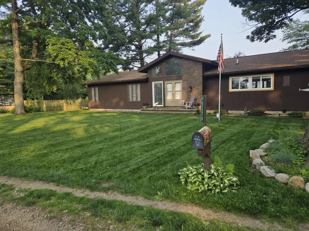 48379 Hill Drive Lawrence Township MI 49045