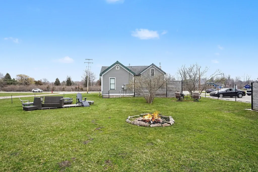 2918 Blue Star Highway Unknown City MI 49406