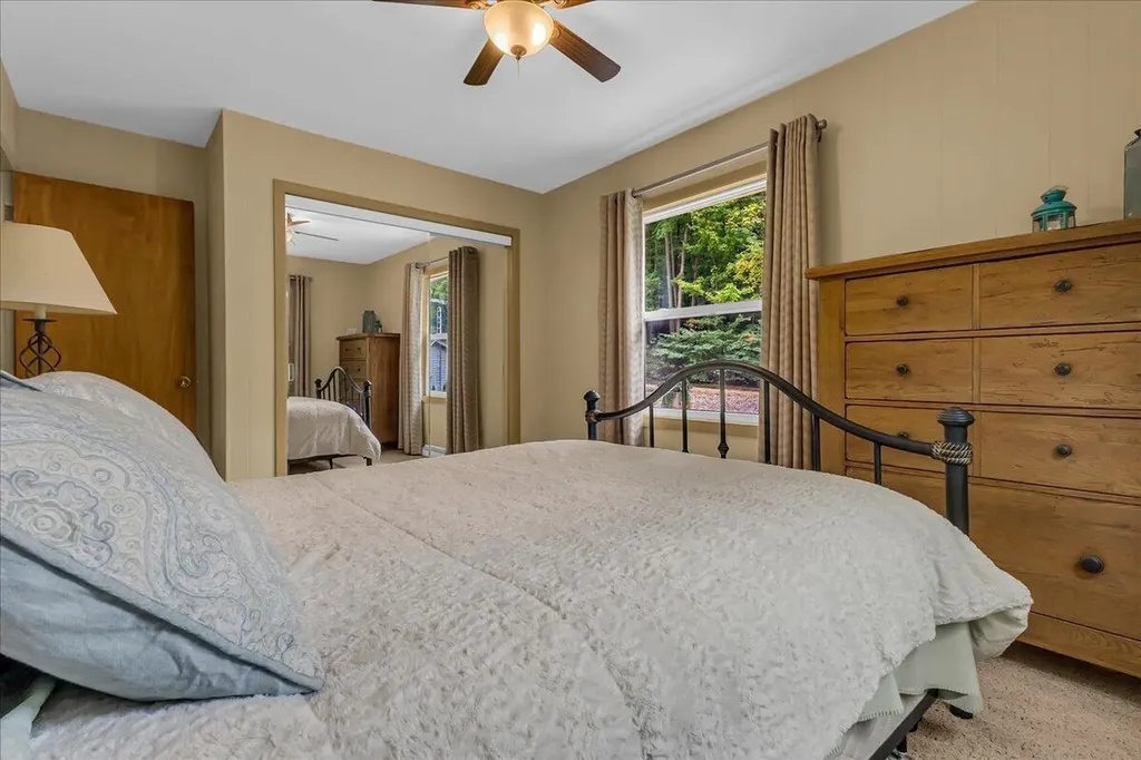 45417 15th Avenue Bloomingdale Township MI 49026