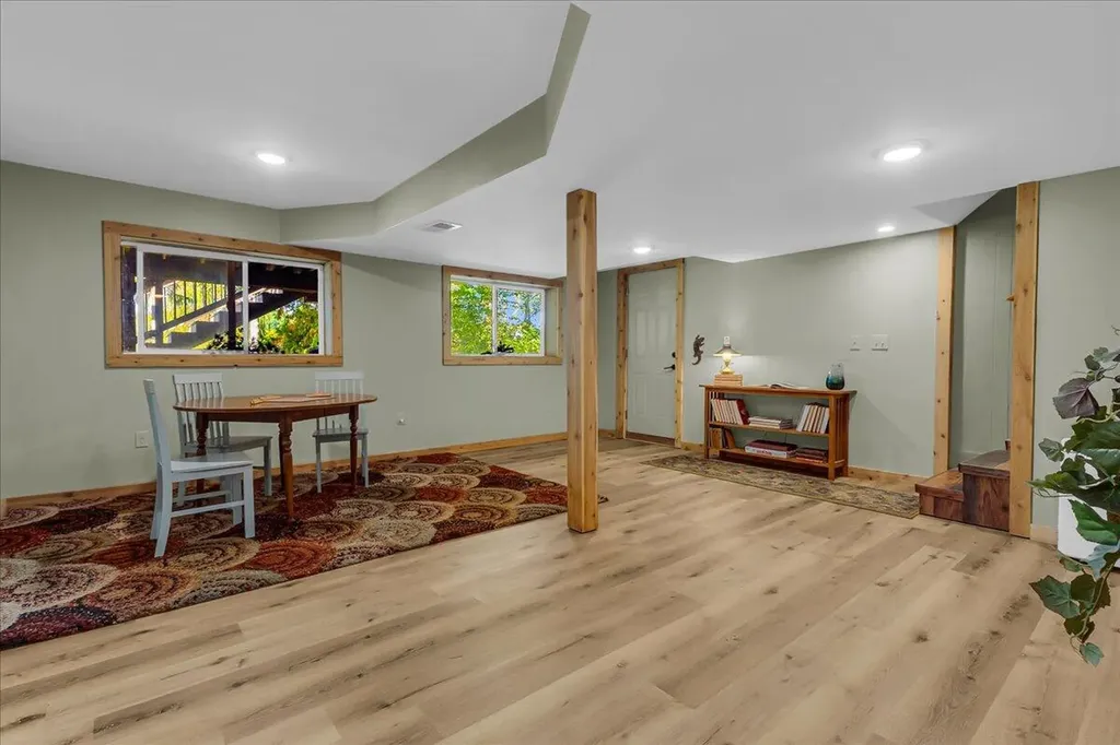 45417 15th Avenue Bloomingdale Township MI 49026