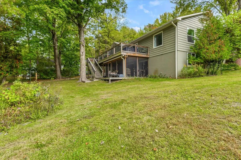 45417 15th Avenue Bloomingdale Township MI 49026