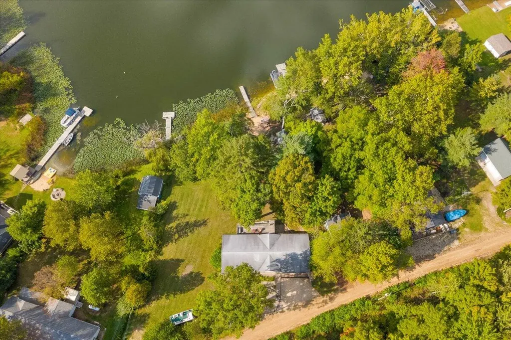 45417 15th Avenue Bloomingdale Township MI 49026