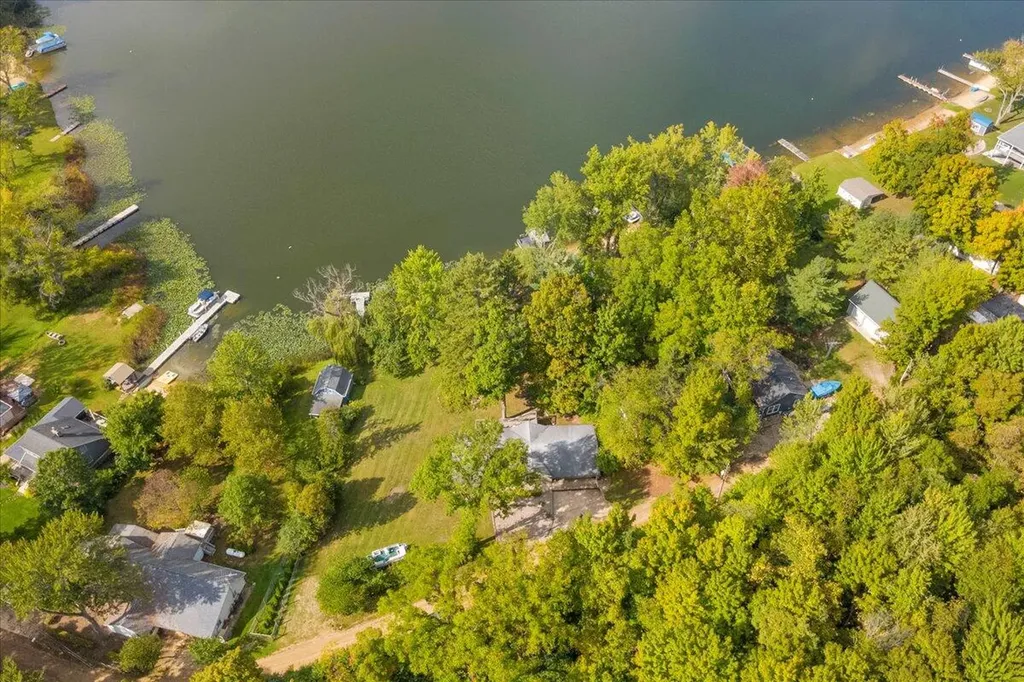 45417 15th Avenue Bloomingdale Township MI 49026