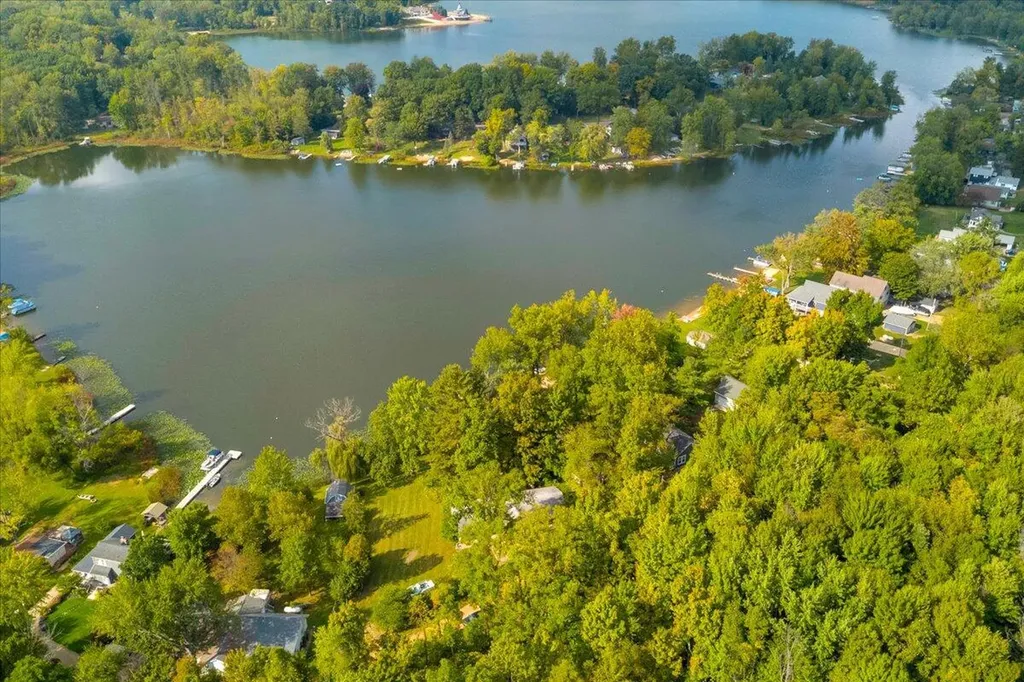 45417 15th Avenue Bloomingdale Township MI 49026