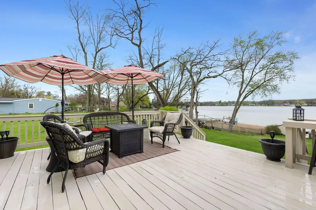 1256 Barron Lake Road Howard Township MI 49120