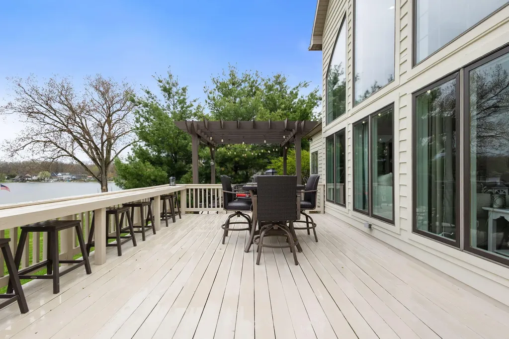 1256 Barron Lake Road Howard Township MI 49120