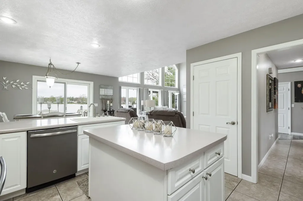 1256 Barron Lake Road Howard Township MI 49120
