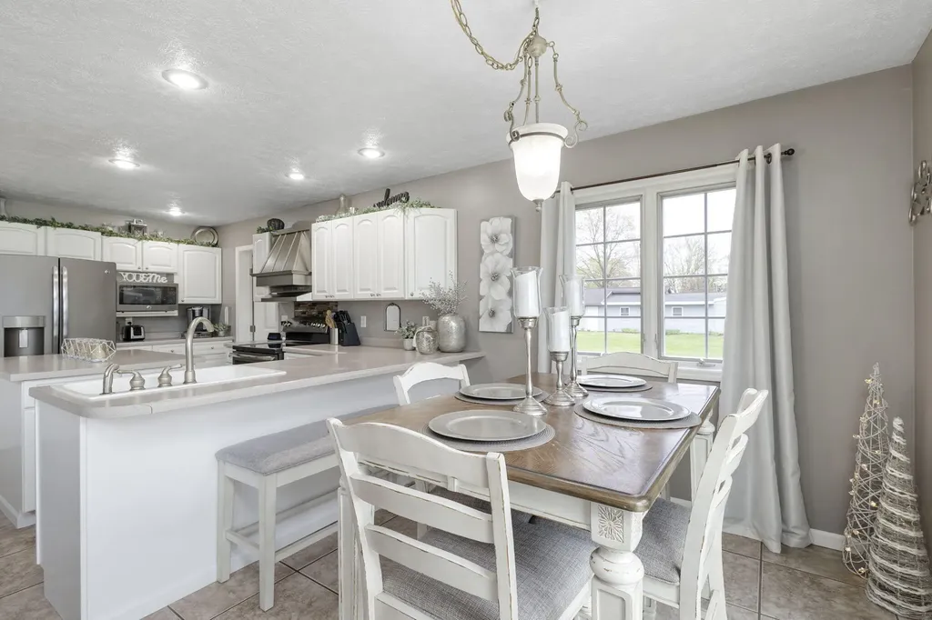 1256 Barron Lake Road Howard Township MI 49120