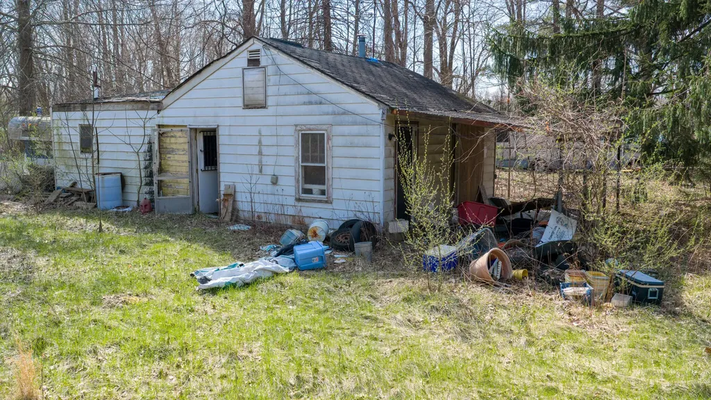 17859 Behner Road New Buffalo Township MI 49117