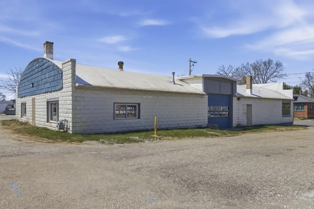 219 E Buffalo Street New Buffalo City MI 49117