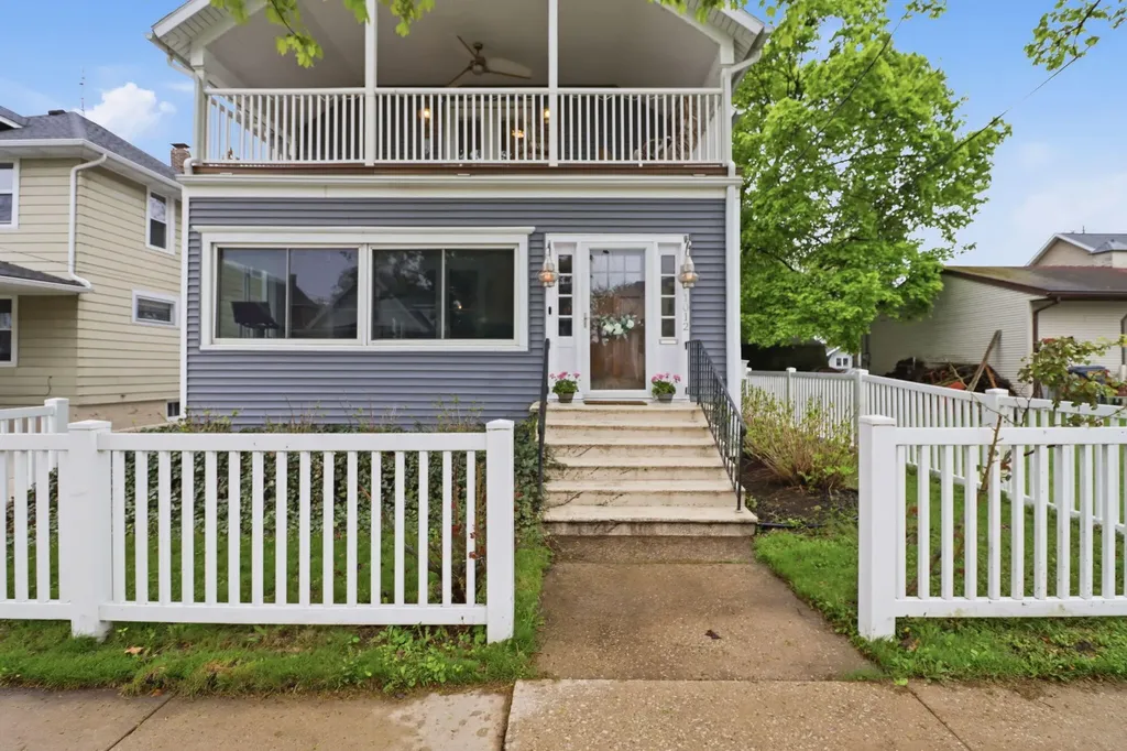 1012 Pearl Street St. Joseph City MI 49085