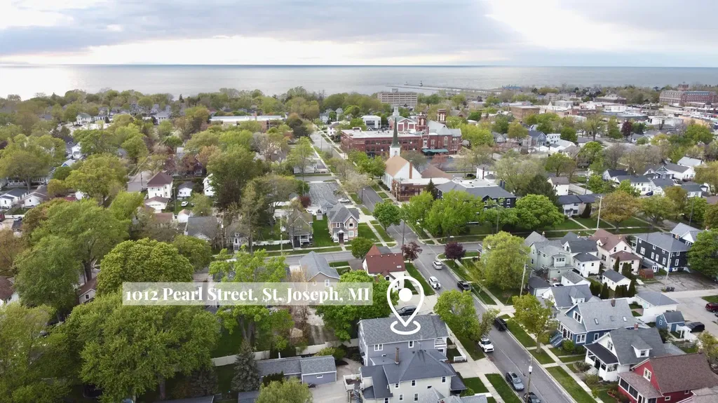 1012 Pearl Street St. Joseph City MI 49085