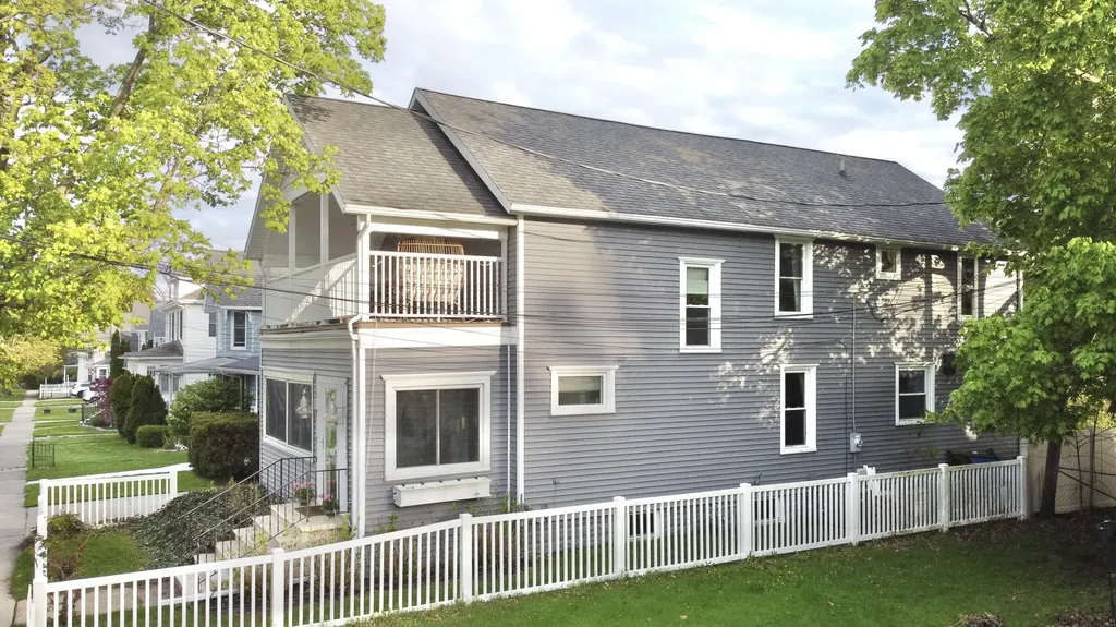 1012 Pearl Street St. Joseph City MI 49085