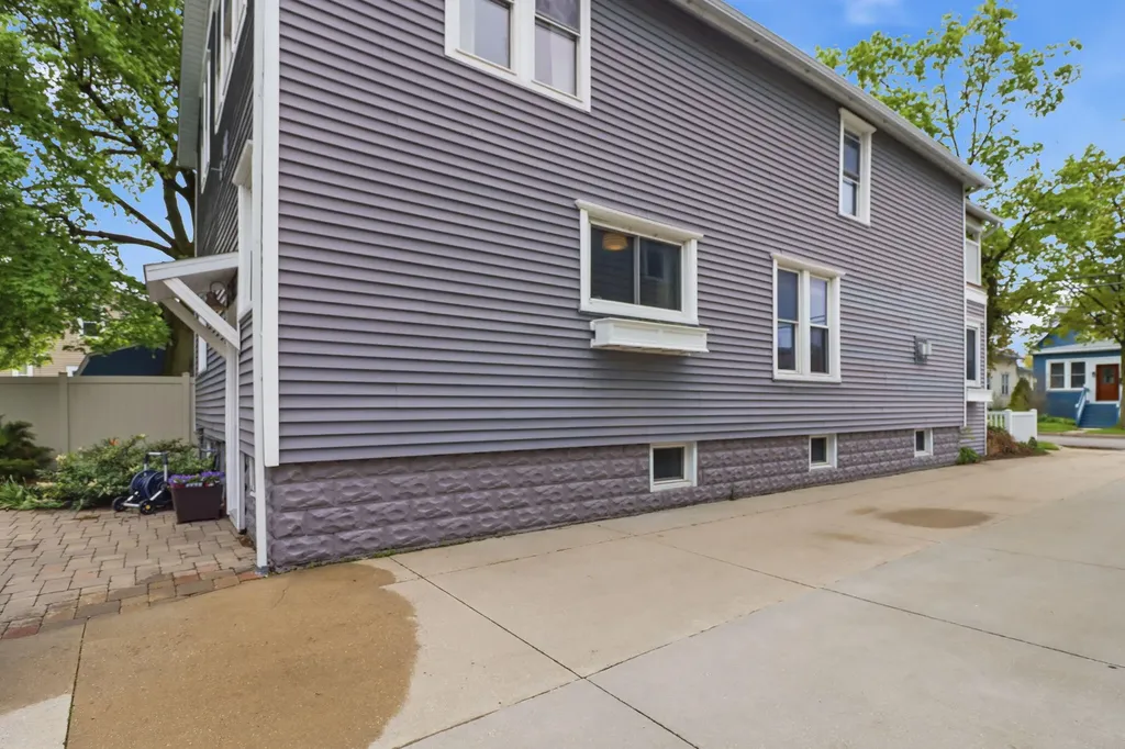 1012 Pearl Street St. Joseph City MI 49085