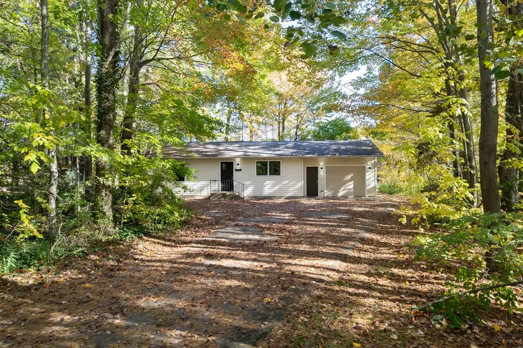17751 Blue Star Highway South Haven Charter Township MI 49090