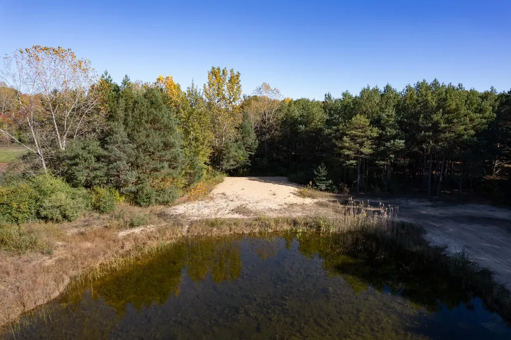 17751 Blue Star Highway South Haven Charter Township MI 49090