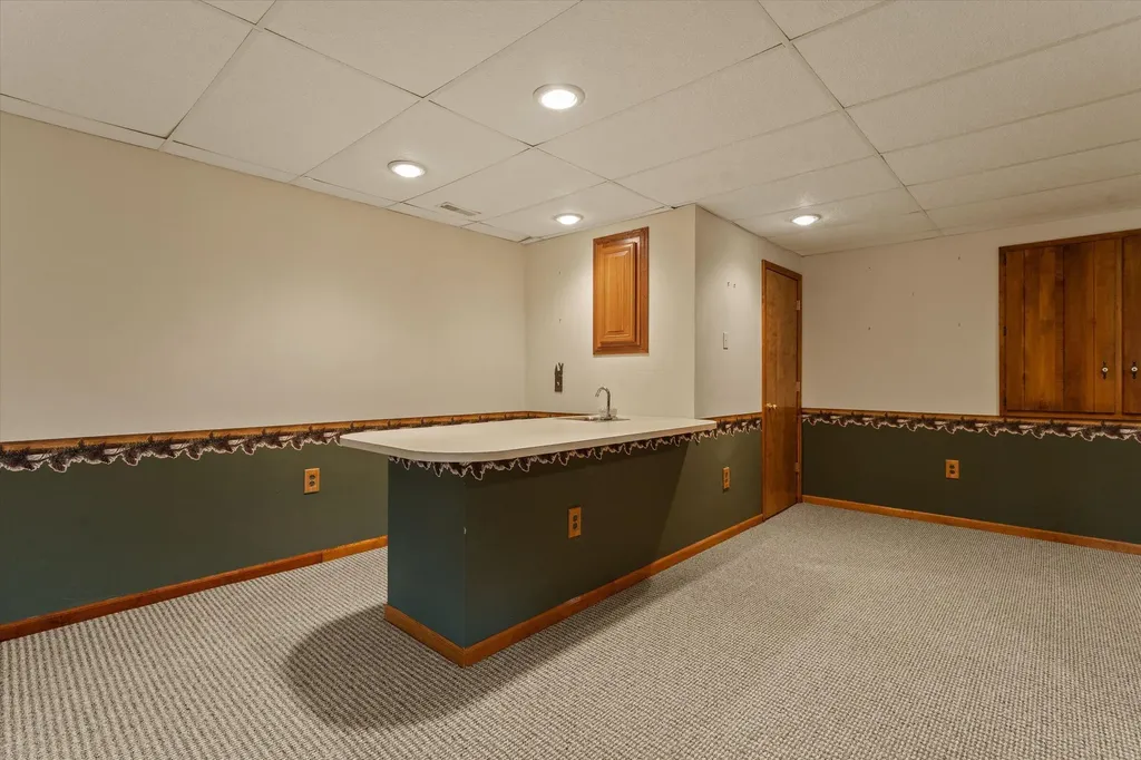28684 M 60 Howard Township MI 49031