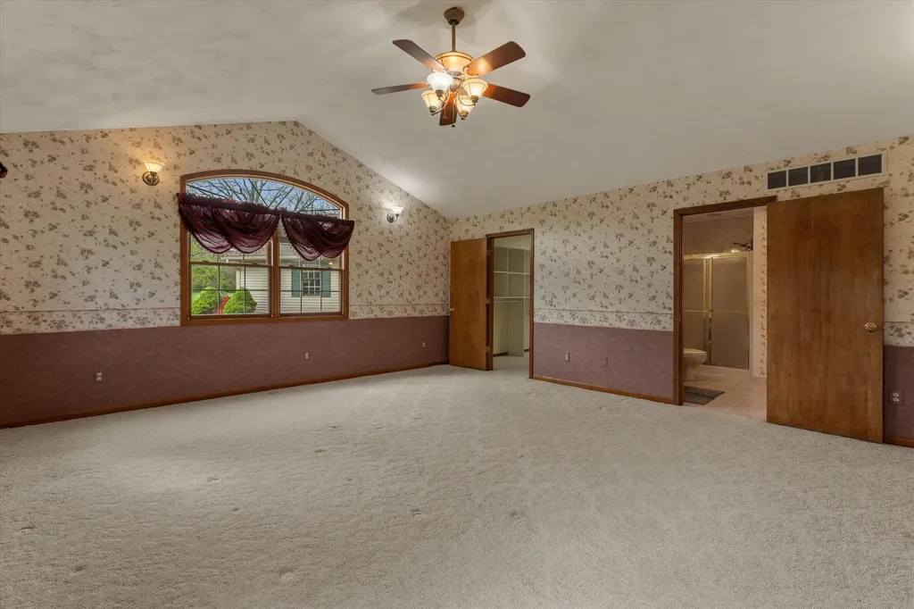 28684 M 60 Howard Township MI 49031