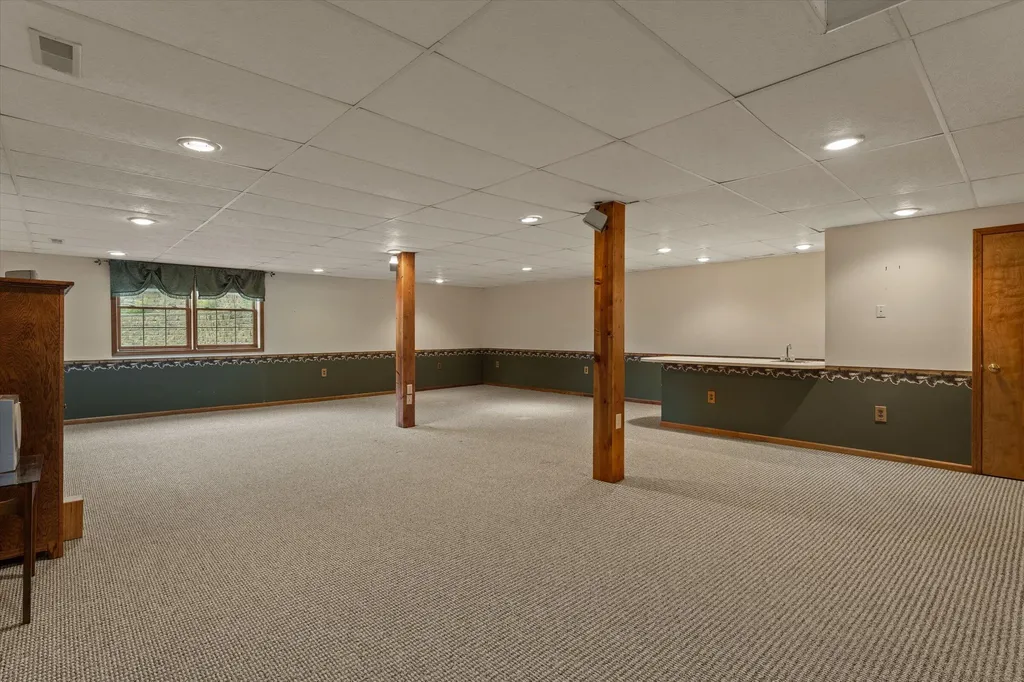 28684 M 60 Howard Township MI 49031