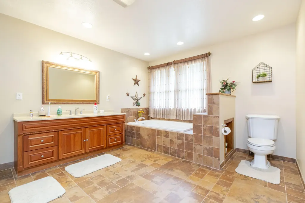 15797 Hillside Drive Newberg Township MI 49095