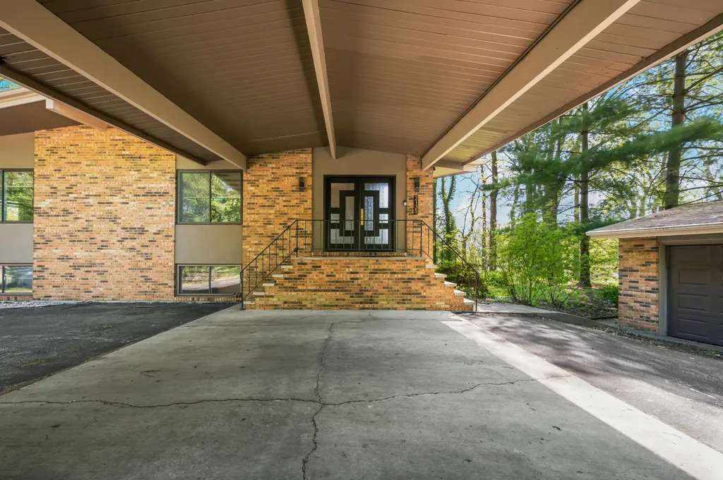 2135 Derfla Drive Royalton Township MI 49085