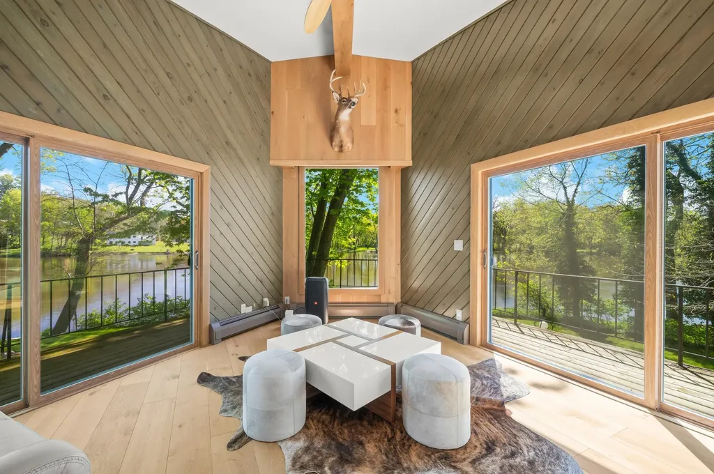2135 Derfla Drive Royalton Township MI 49085