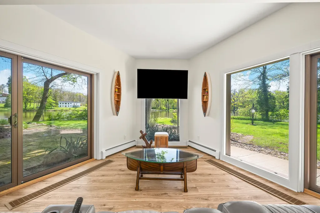 2135 Derfla Drive Royalton Township MI 49085