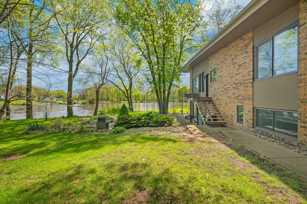 2135 Derfla Drive Royalton Township MI 49085