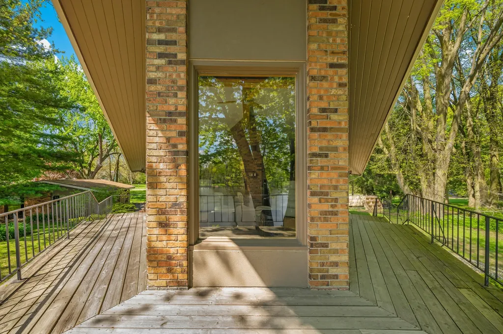 2135 Derfla Drive Royalton Township MI 49085
