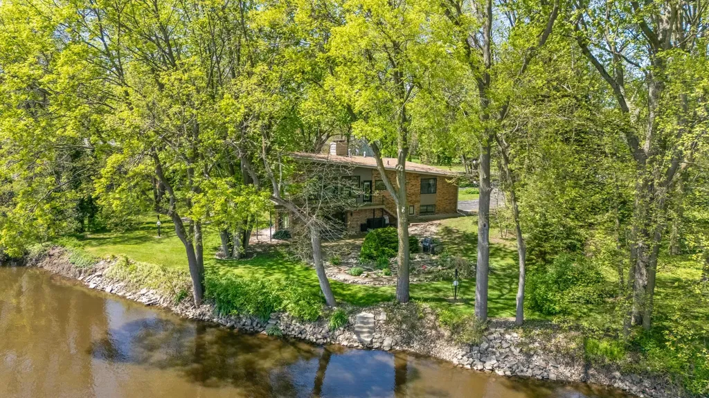2135 Derfla Drive Royalton Township MI 49085