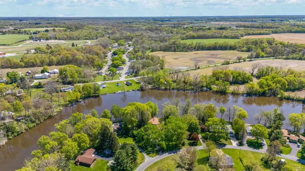 2135 Derfla Drive Royalton Township MI 49085