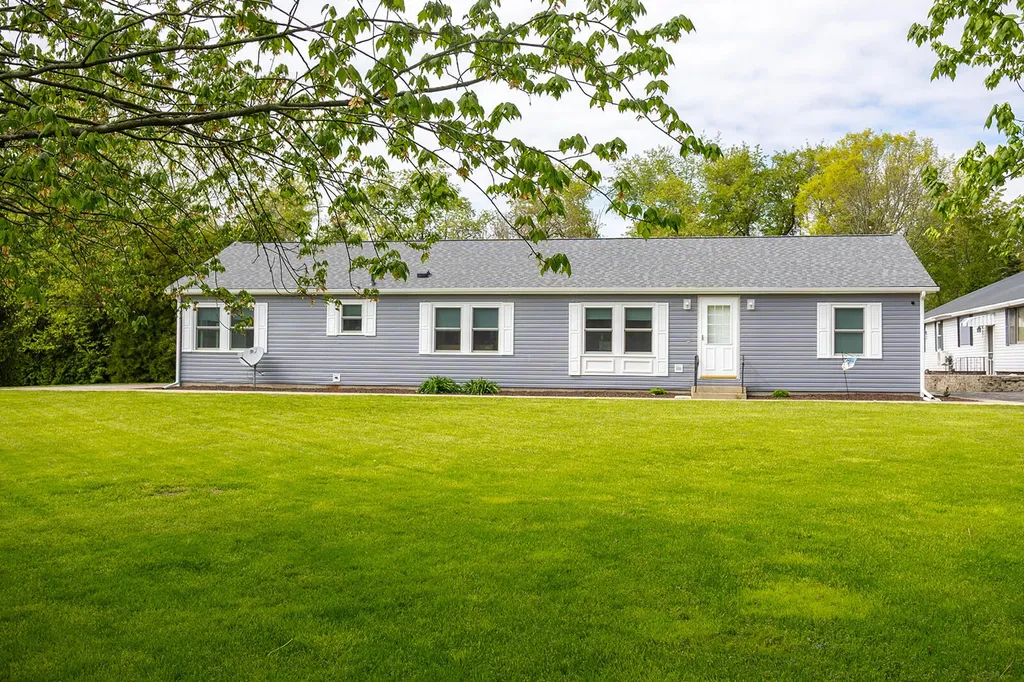 5251 Spring Creek Road Three Oaks Township MI 49128