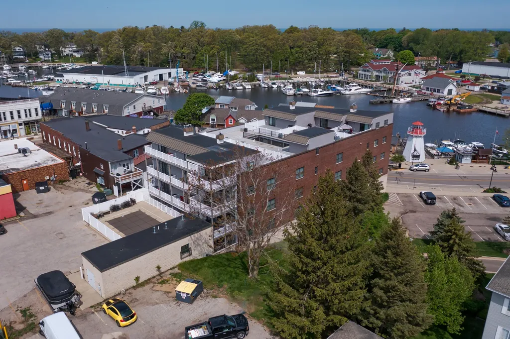 516 Williams Street South Haven City MI 49090
