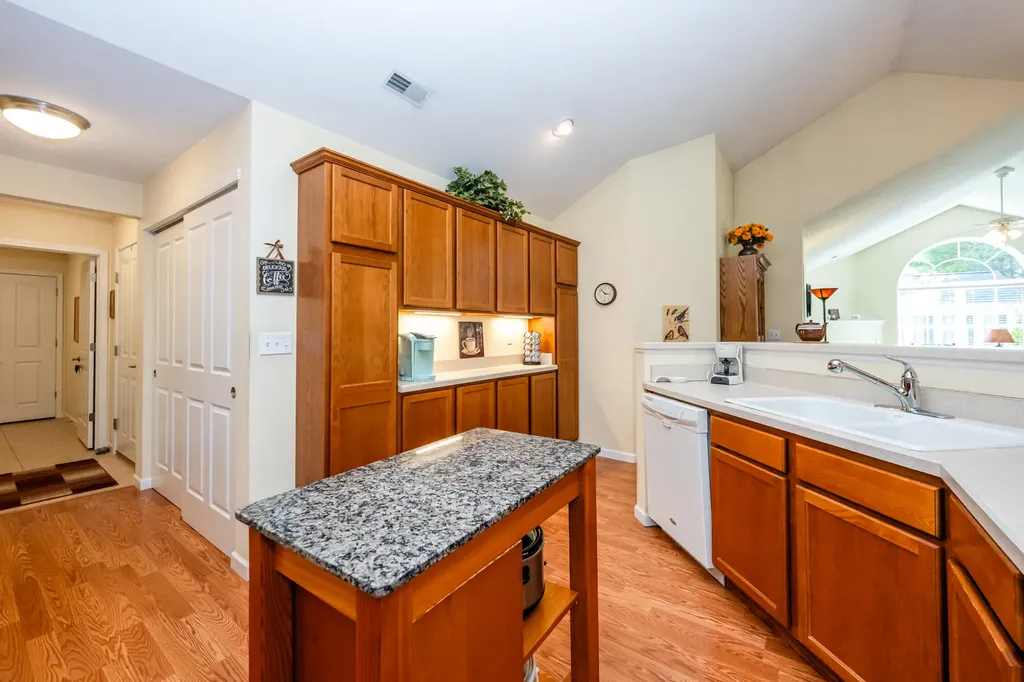 2848 Villa Lane Sodus Township MI 49022