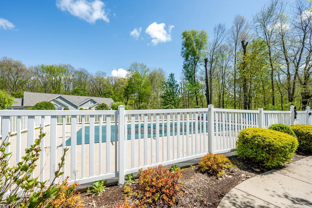 2848 Villa Lane Sodus Township MI 49022