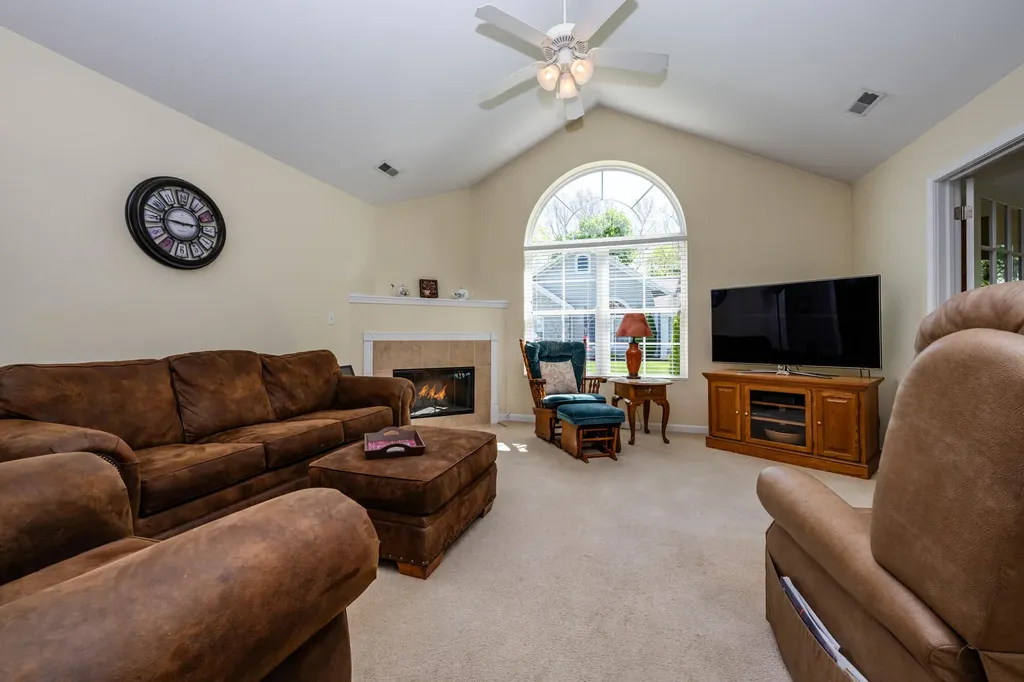 2848 Villa Lane Sodus Township MI 49022