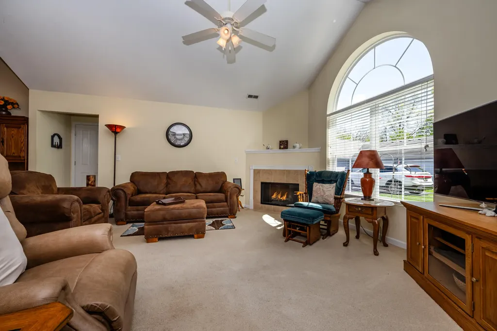 2848 Villa Lane Sodus Township MI 49022