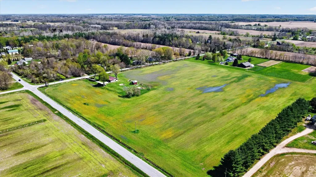 3262 W Wagner Road Weesaw Township MI 49107