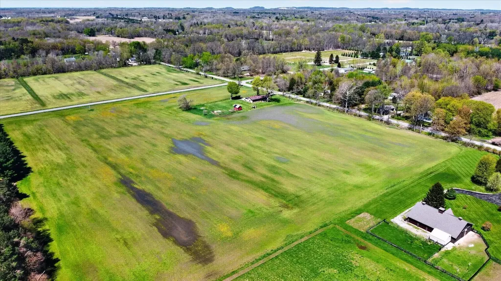3262 W Wagner Road Weesaw Township MI 49107