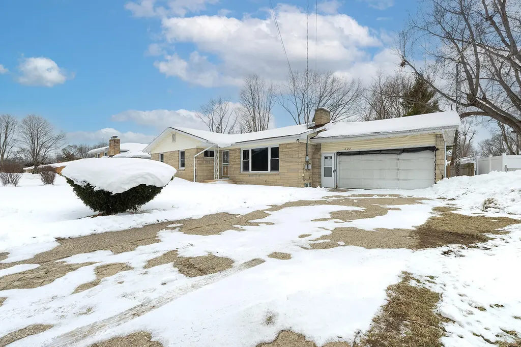 287 Nickerson Avenue Benton Charter Township MI 49022