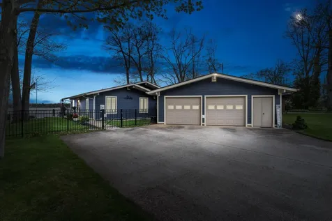89513 Shorelane Drive Porter Township MI 49065
