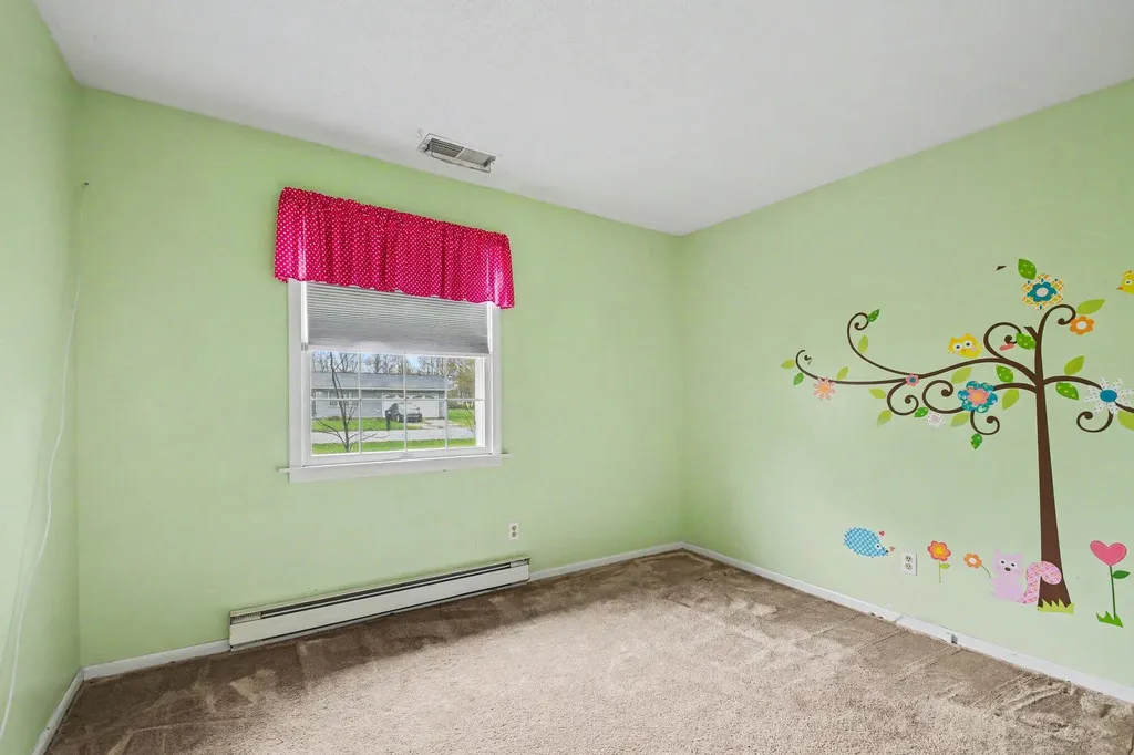 5564 Newton Avenue Coloma Charter Township MI 49038