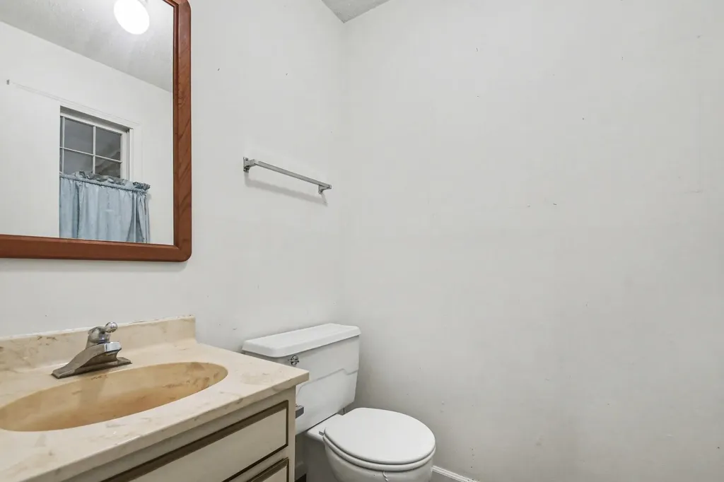 5564 Newton Avenue Coloma Charter Township MI 49038