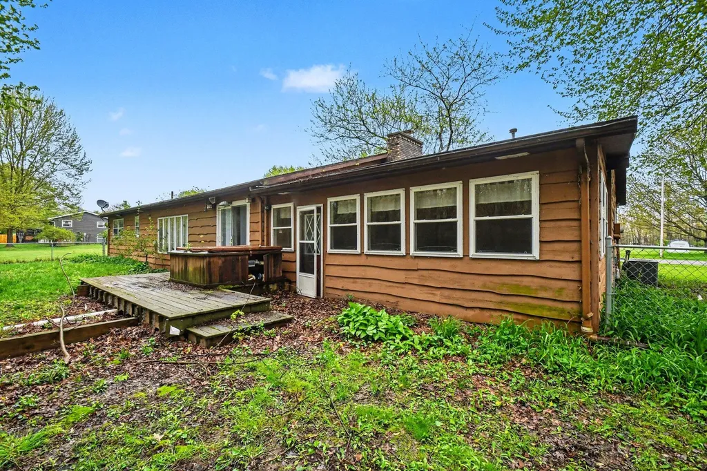 5564 Newton Avenue Coloma Charter Township MI 49038