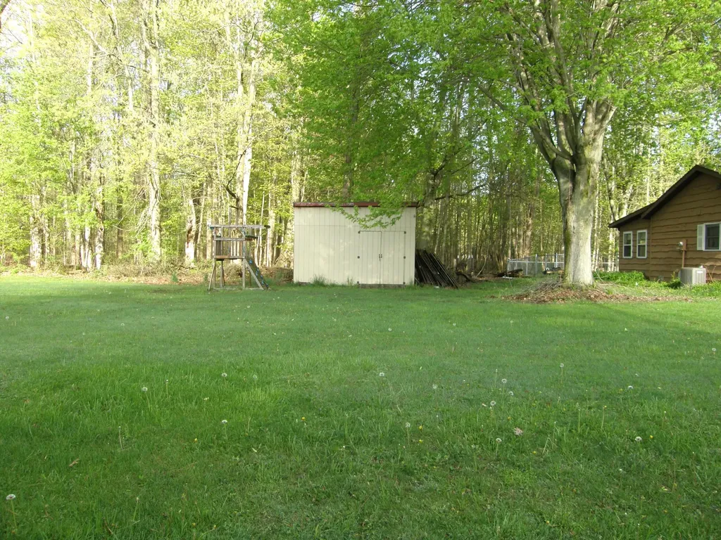 5564 Newton Avenue Coloma Charter Township MI 49038