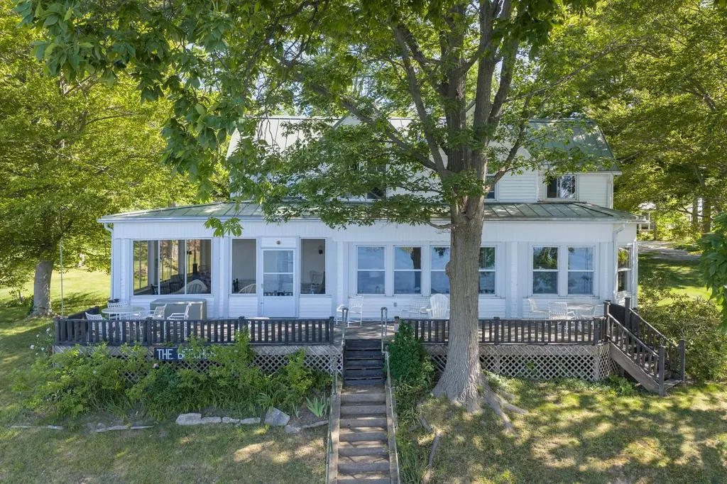 61305 Crooked Creek Road Penn Township MI 49031