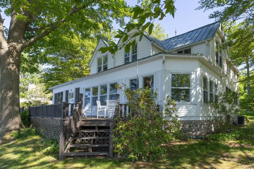 61305 Crooked Creek Road Penn Township MI 49031