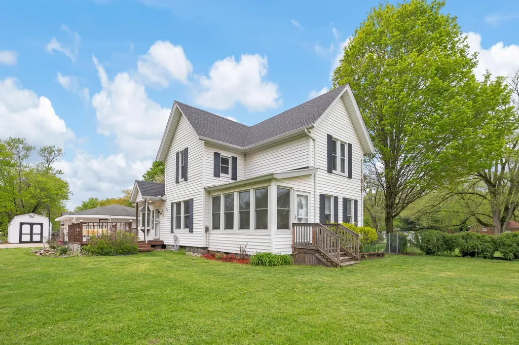 5232 Washington Avenue Lincoln Charter Township MI 49085