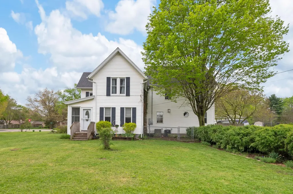 5232 Washington Avenue Lincoln Charter Township MI 49085